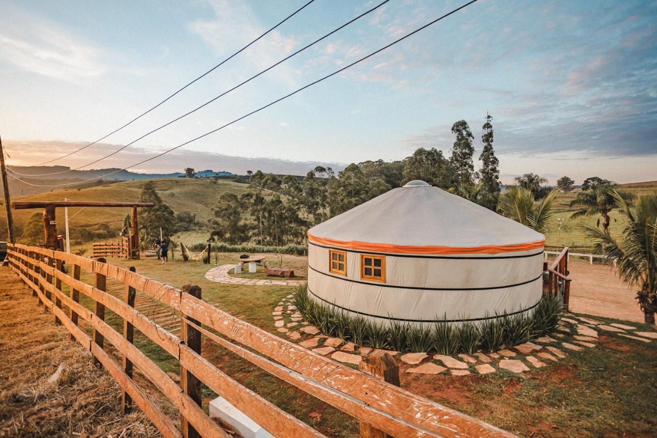 Yurt, romântico e luxuoso, natureza e cachoeiras Jacutinga Exterior foto